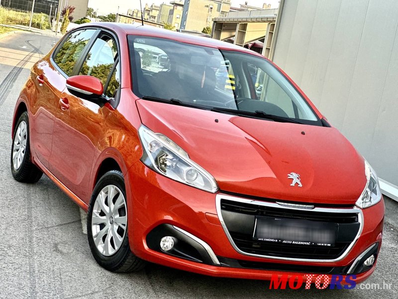 2017' Peugeot 208 1,2 Puretech photo #4