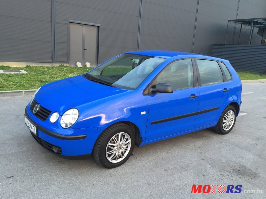 2003' Volkswagen Polo photo #1