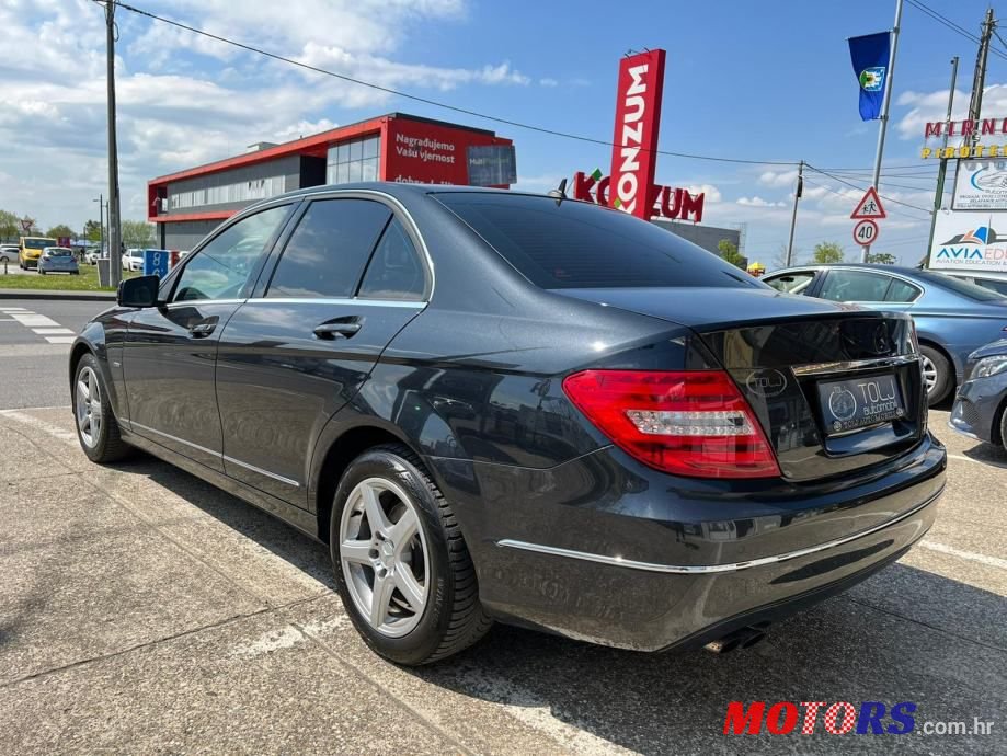 2011' Mercedes-Benz C-Klasa 200 Cdi photo #5