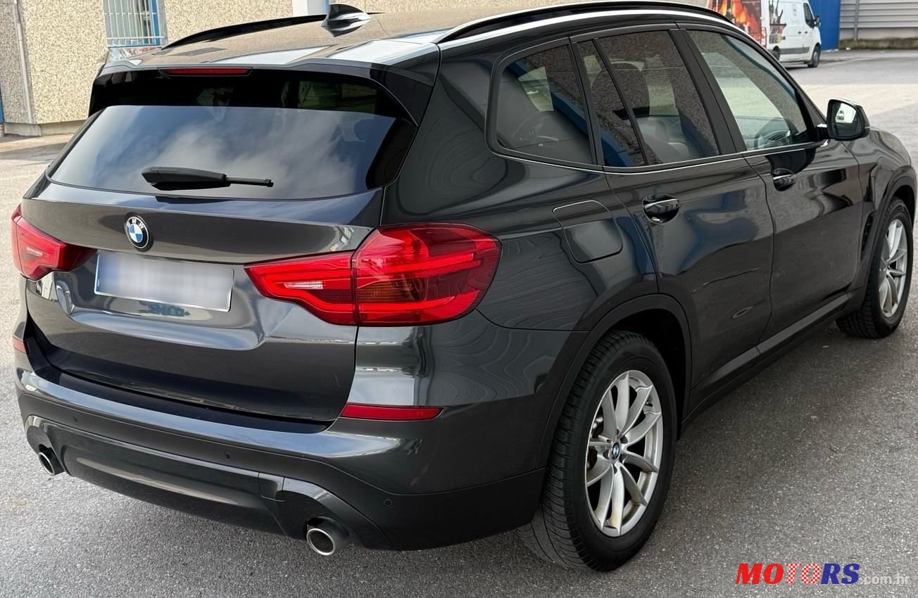 2019' BMW X3 Sdrive18D photo #6