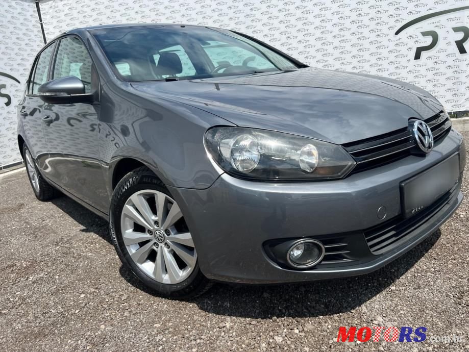 2010' Volkswagen Golf VI 1,6 Tdi photo #2
