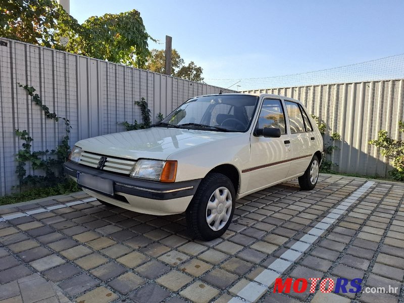 1988' Peugeot 205 1.1 I photo #3