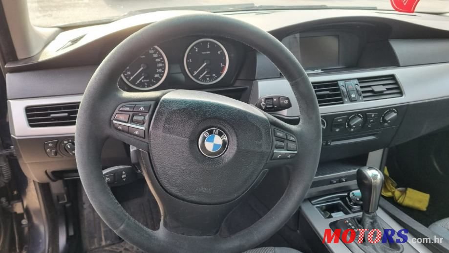 2004' BMW Serija 5 Touring photo #5