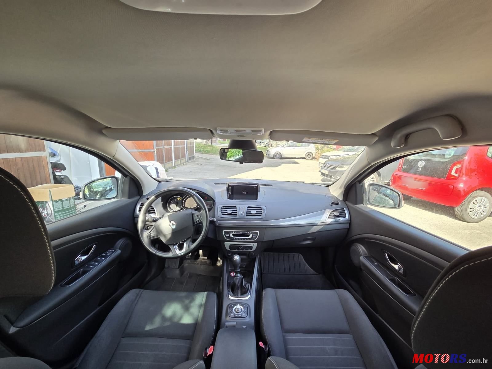 2015' Renault Megane Grandtour Dci photo #5