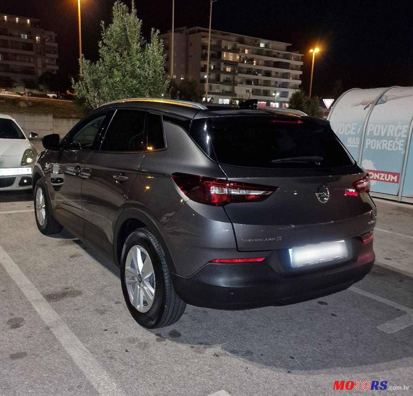 2019' Opel Grandland photo #6