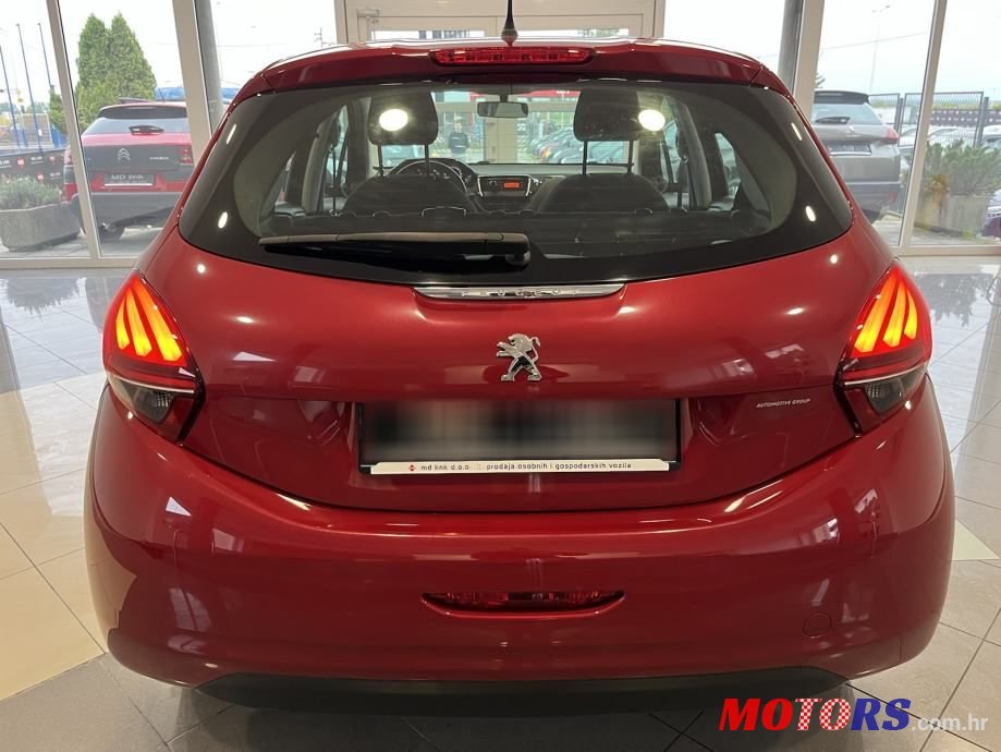 2016' Peugeot 208 1,0 photo #6