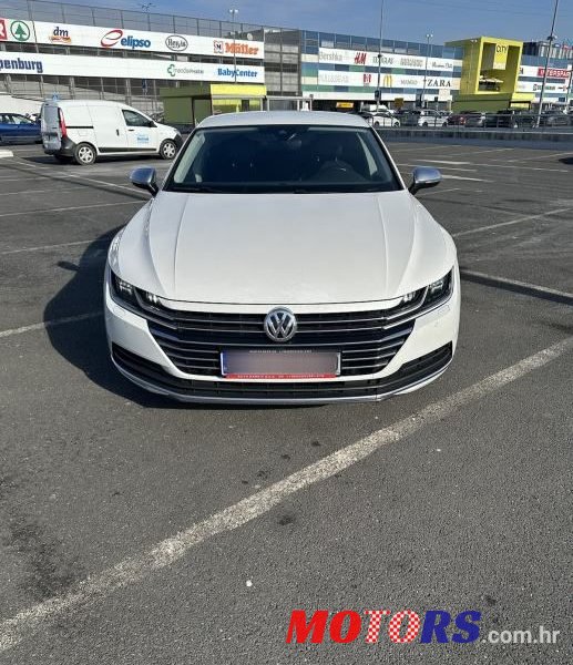 2017' Volkswagen Arteon photo #4