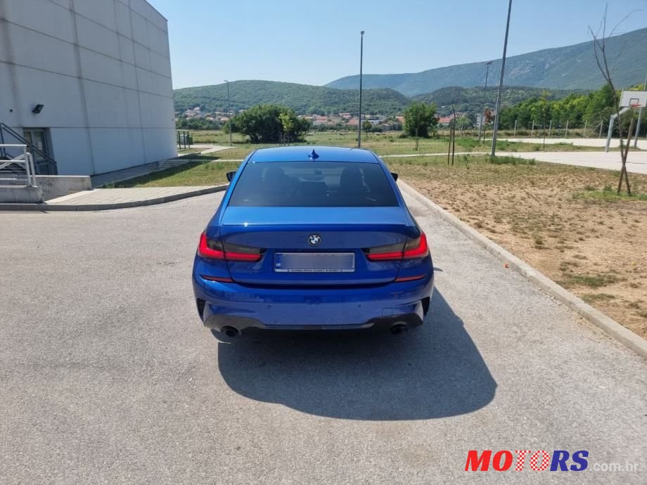 2020' BMW Serija 3 318D photo #4
