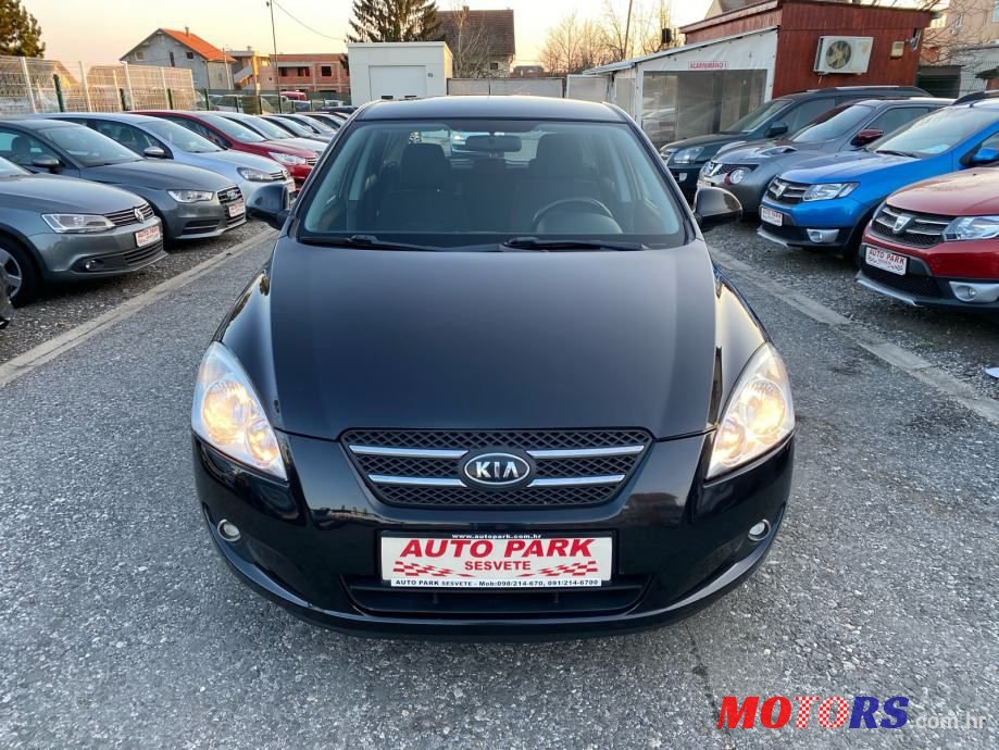 2009' Kia Ceed 1,6 Crdi Ex Sport photo #6