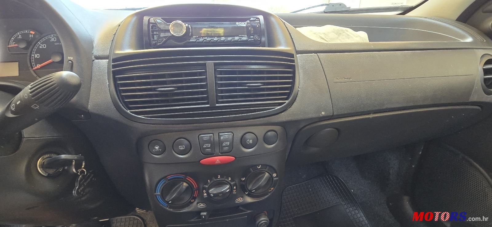 2009' Fiat Punto 1,2 photo #4