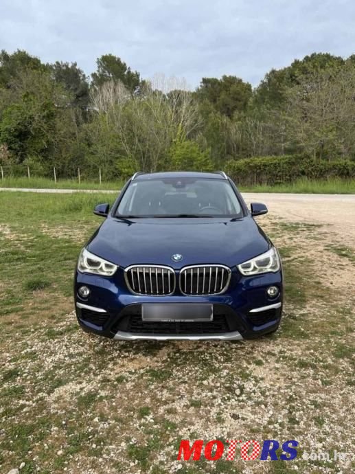 2017' BMW X1 Sdrive18D photo #3