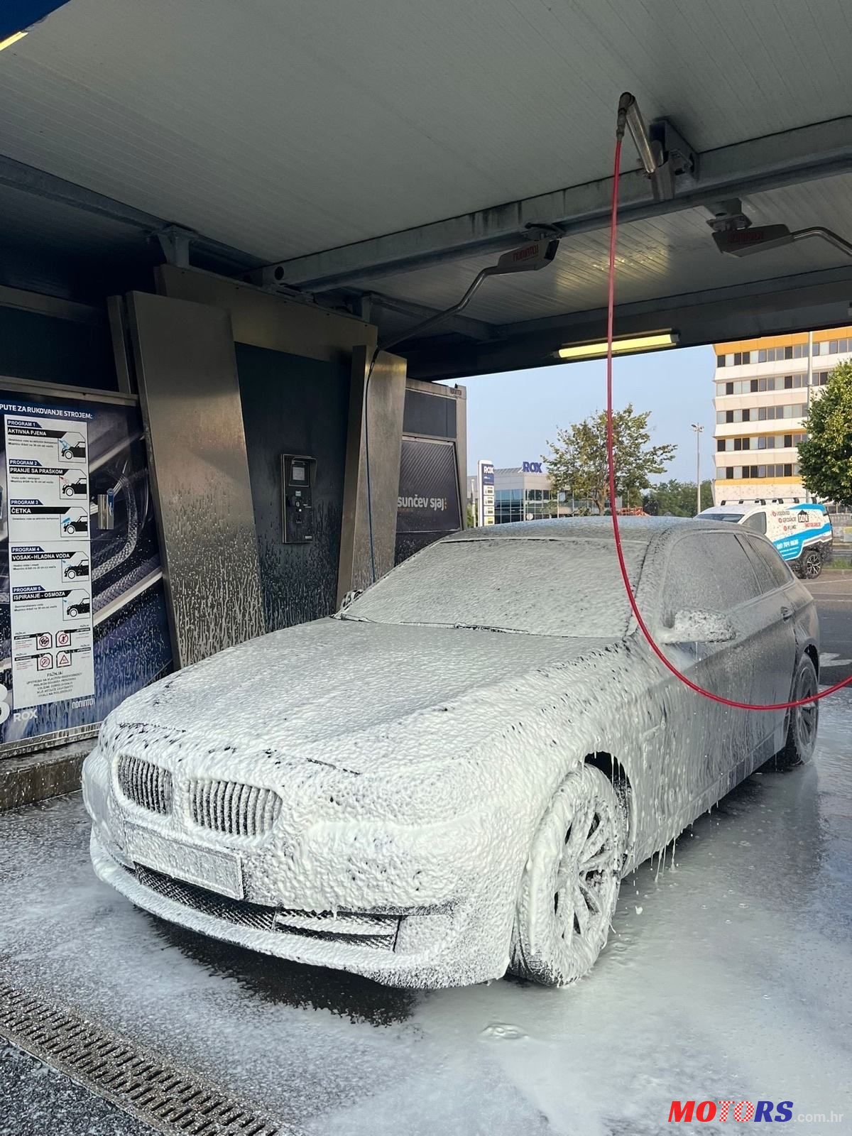 2013' BMW Serija 5 Touring 525Xd photo #1