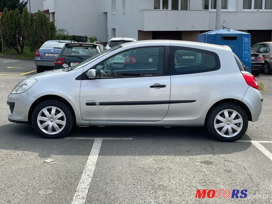 2008' Renault Clio 1,2 16V photo #6