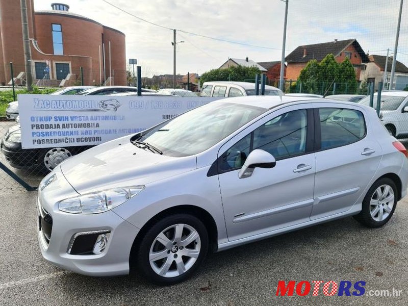 2014' Peugeot 308 1,6 E-Hdi photo #1