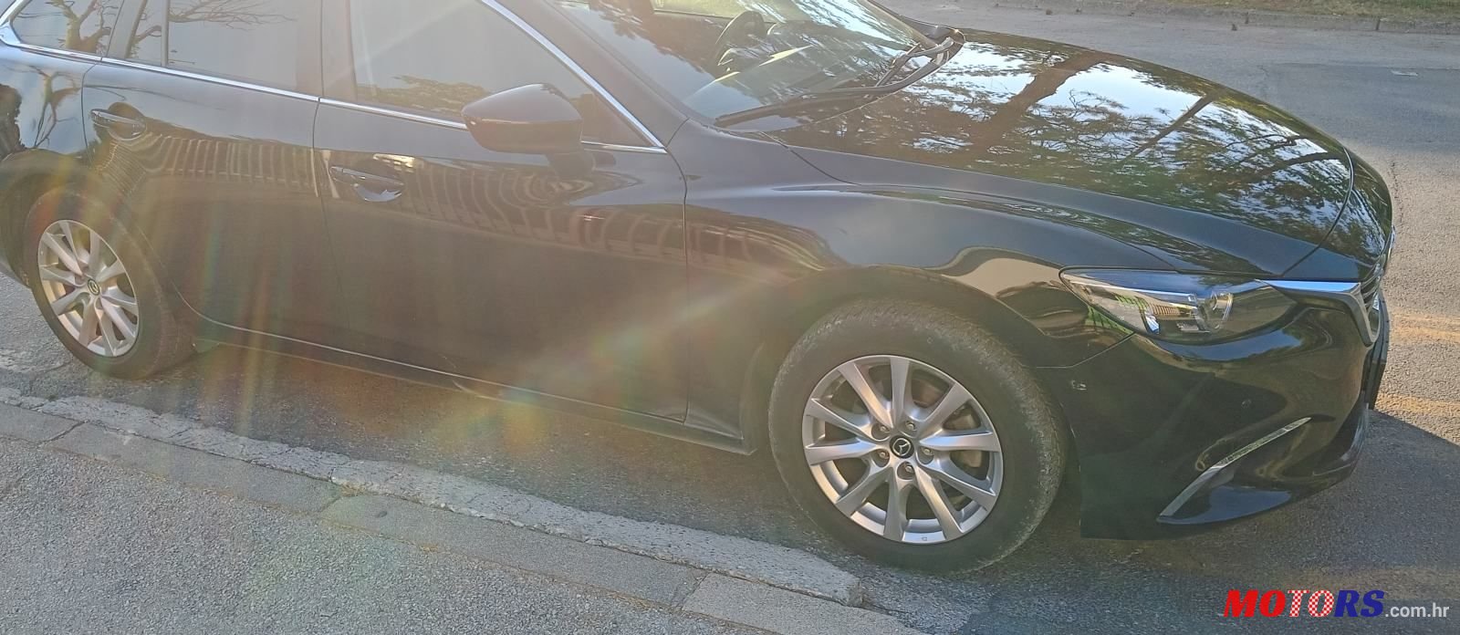 2015' Mazda 6 Sport Combi photo #4