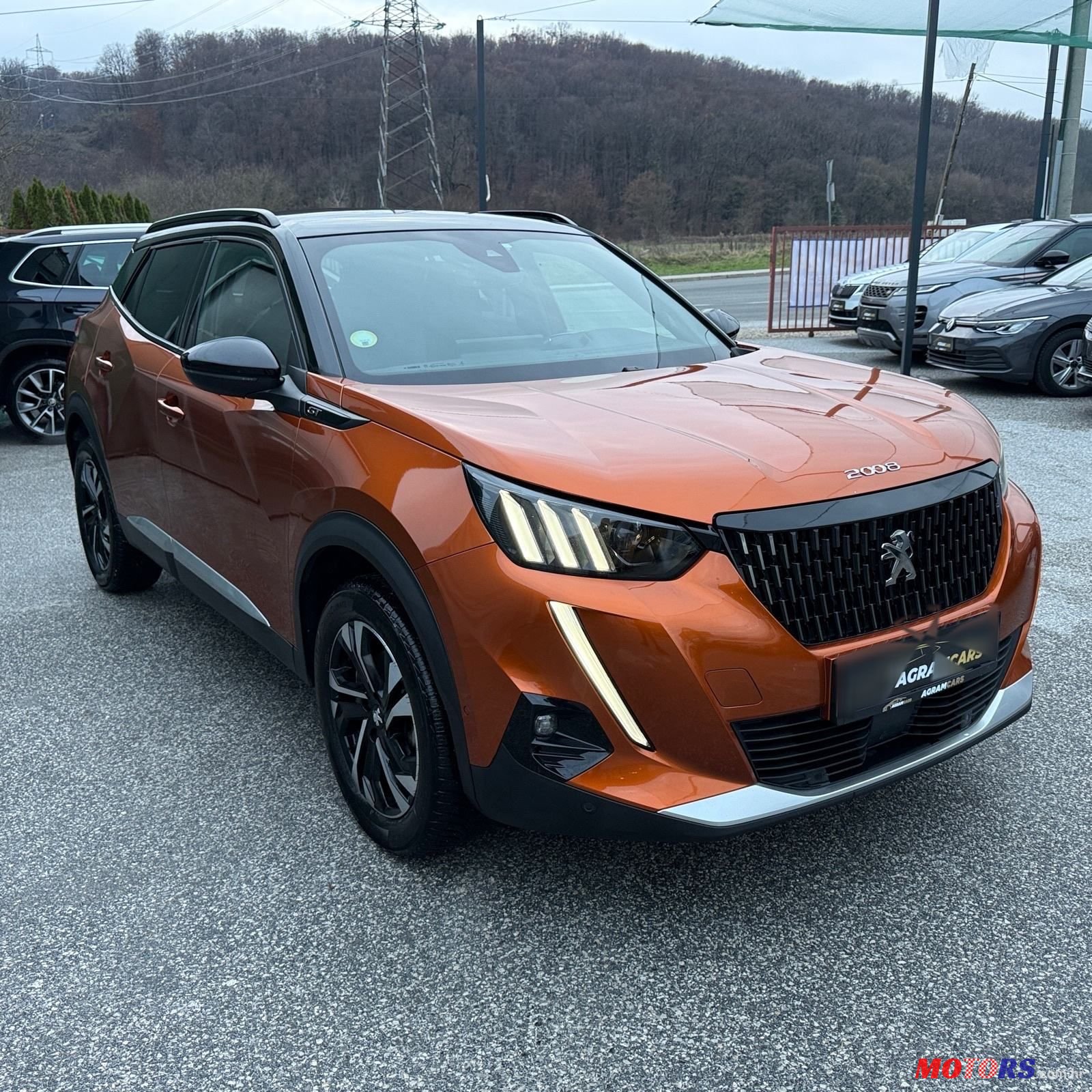 2022' Peugeot 2008 1,5 photo #2