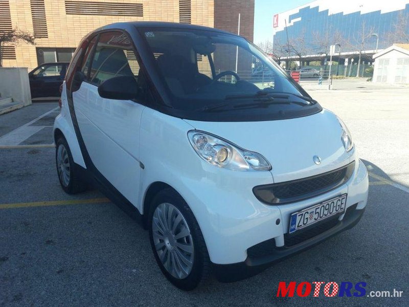 2012' Smart Fortwo Coupe Hybrid photo #1