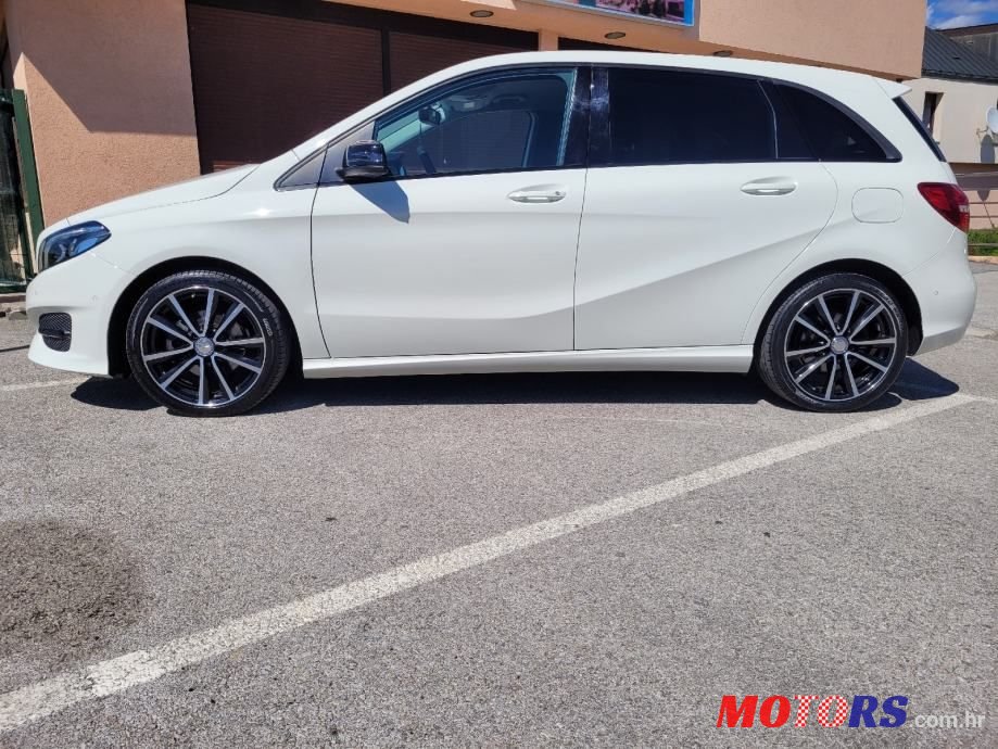 2015' Mercedes-Benz B-Klasa 200 Cdi photo #2