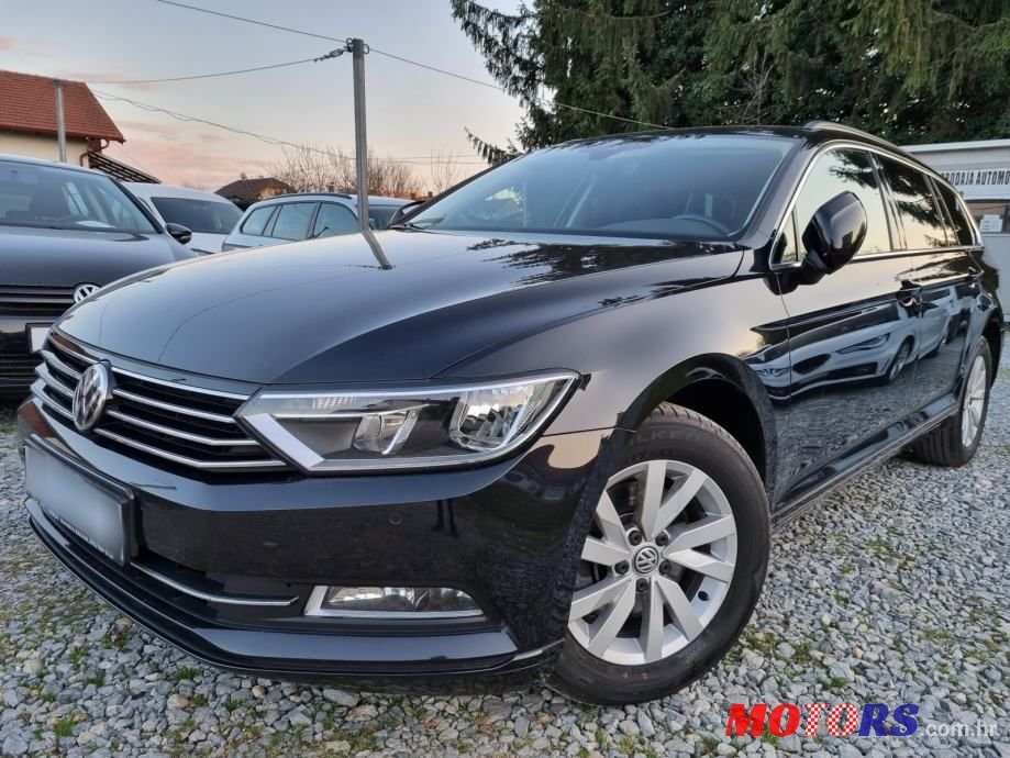 2019' Volkswagen Passat Variant photo #1