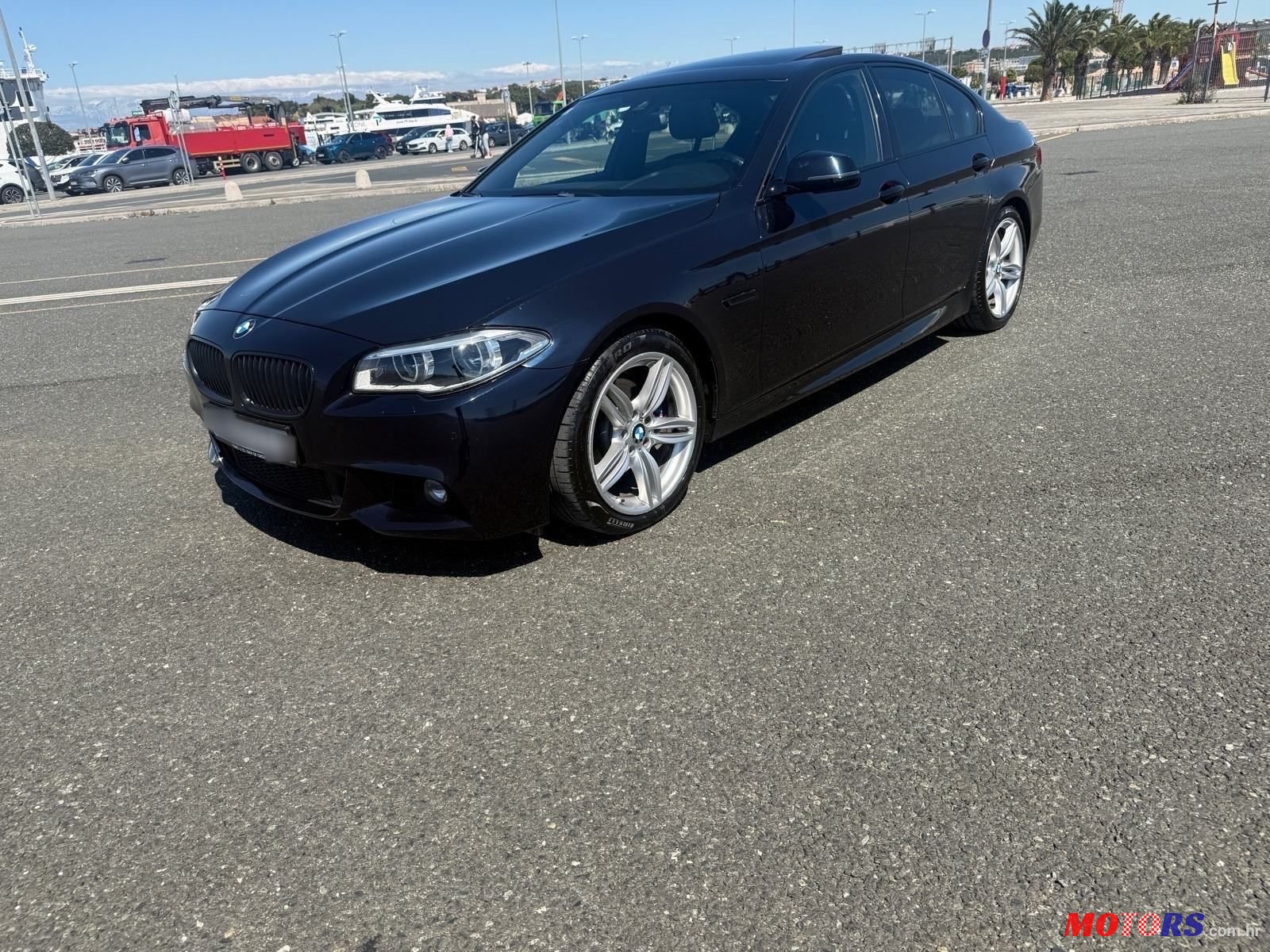 2015' BMW Serija 5 520D photo #2