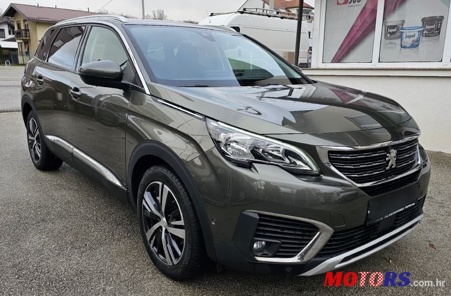 2017' Peugeot 5008 1,6 Bluehdi photo #1