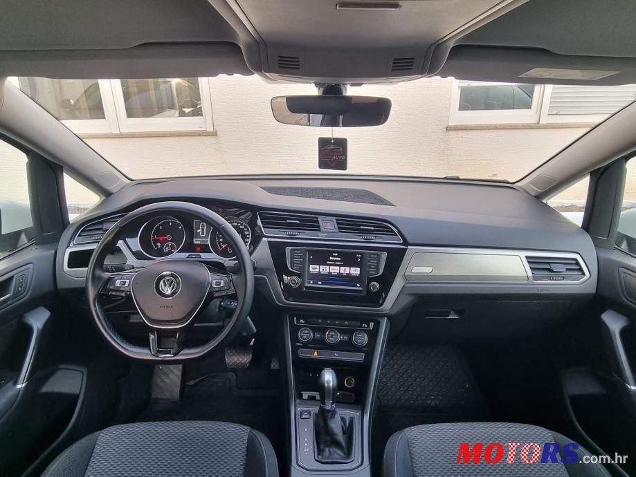 2017' Volkswagen Touran 2,0 Tdi photo #6
