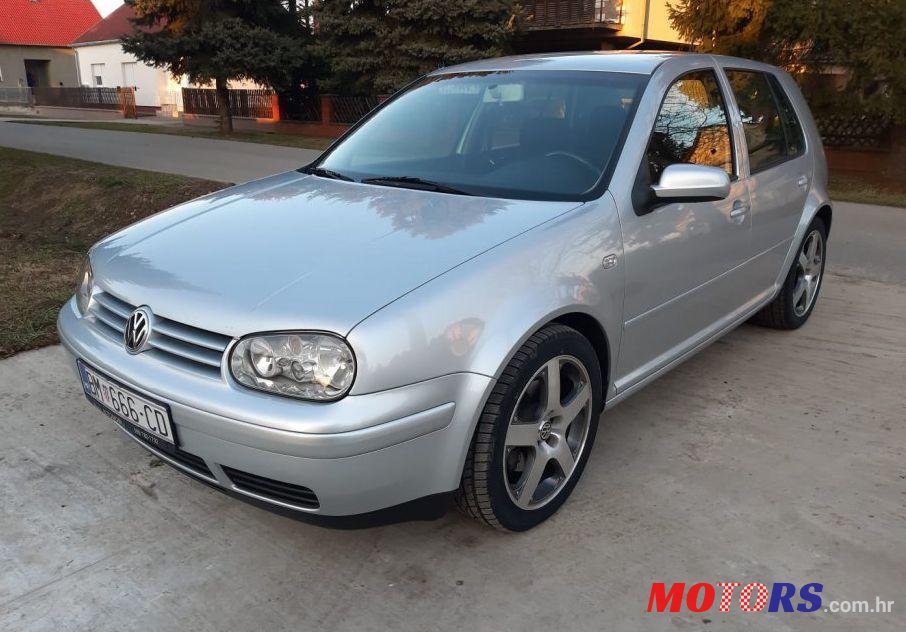 2002' Volkswagen Golf IV 1.9 Gti Tdi photo #1