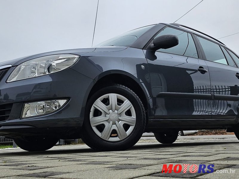 2011' Skoda Fabia 1,2 photo #3