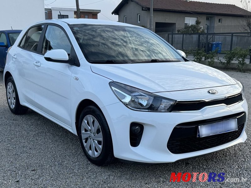 2020' Kia Rio 1,25 photo #3