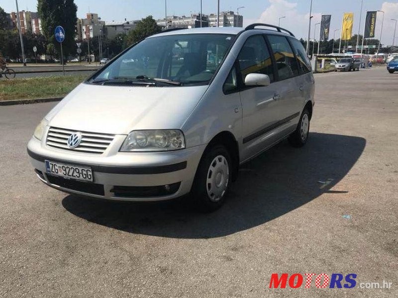 2001' Volkswagen Sharan 1,9 Tdi photo #1