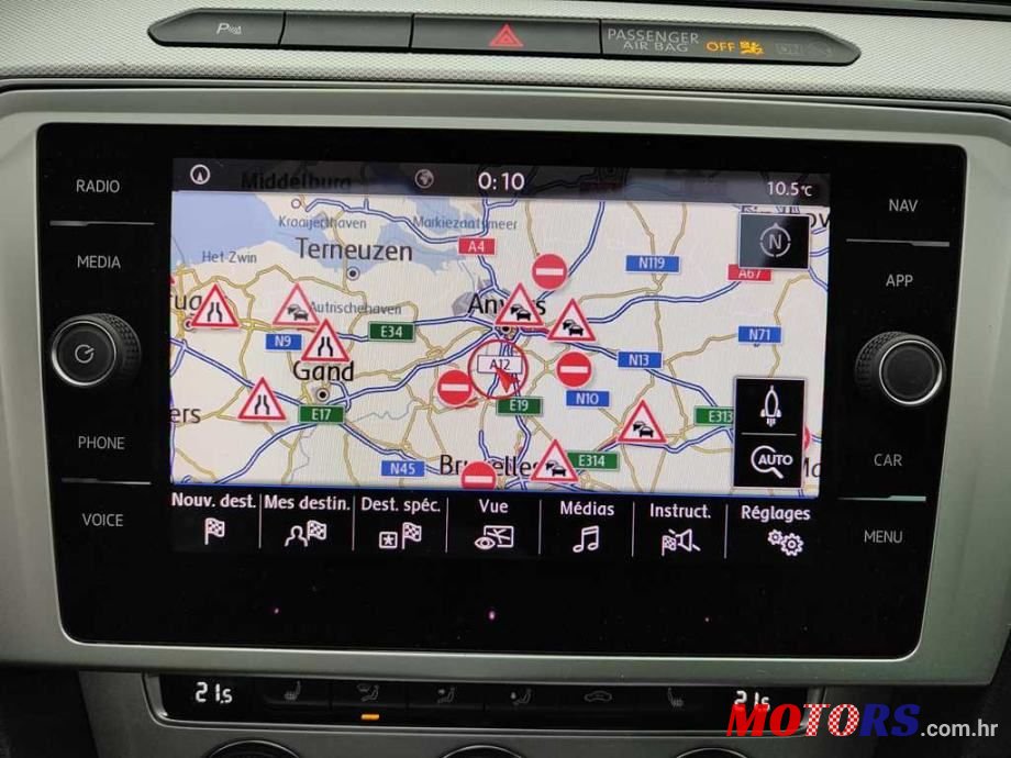 2018' Volkswagen Passat photo #5