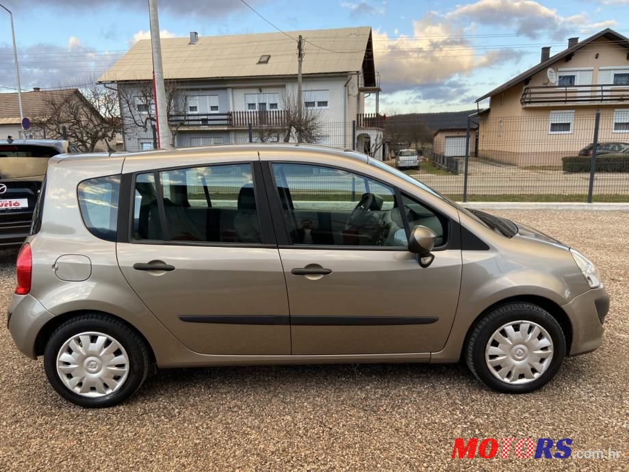 2008' Renault Modus 1,5 Dci photo #4