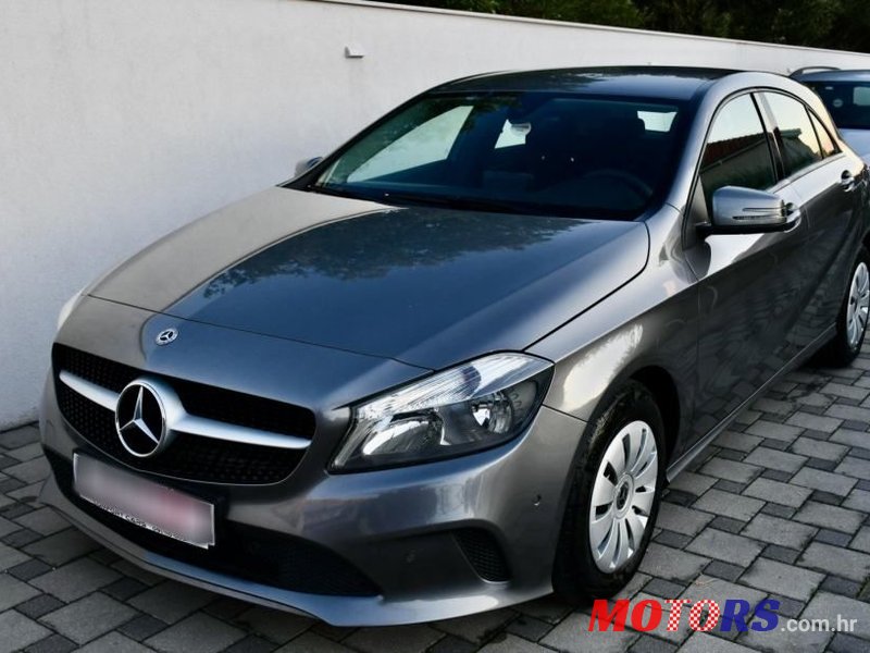 2017' Mercedes-Benz A-Klasa 180 D photo #3