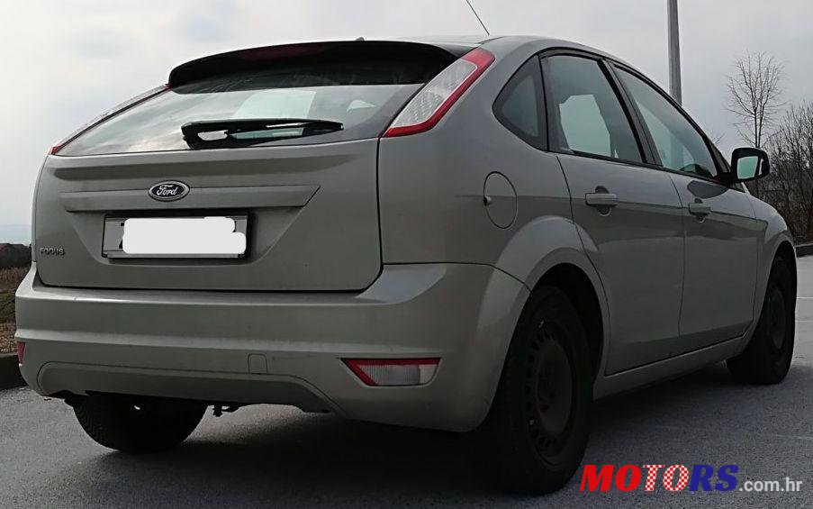 2011' Ford Focus 1,6 photo #2