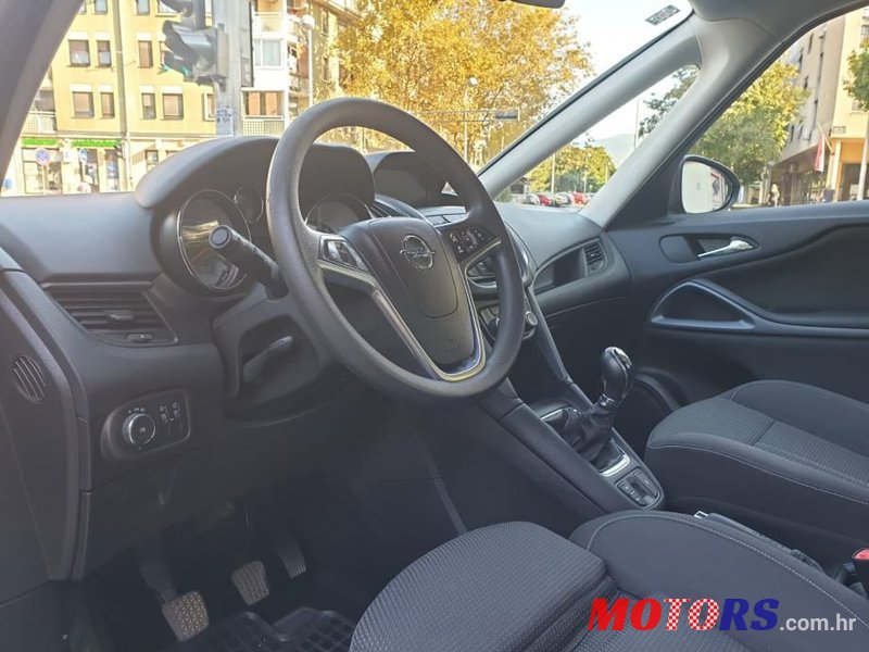 2015' Opel Zafira 1,6 photo #3