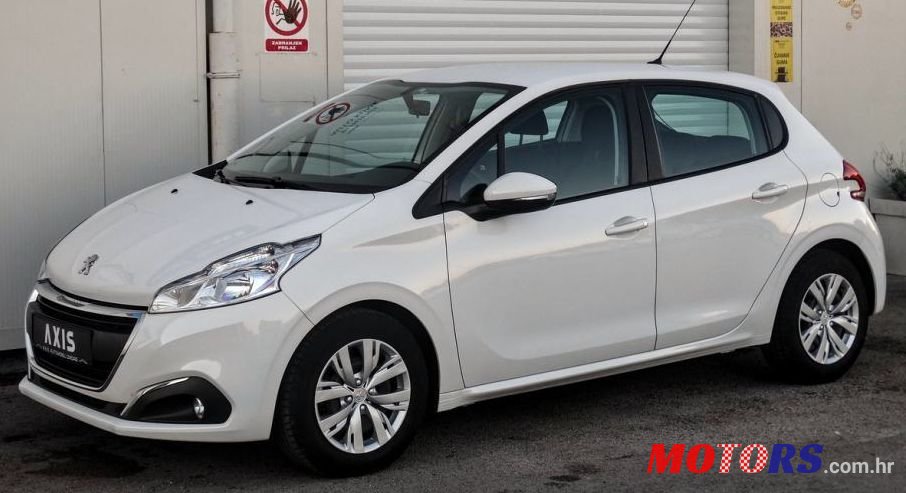 2017' Peugeot 208 photo #1