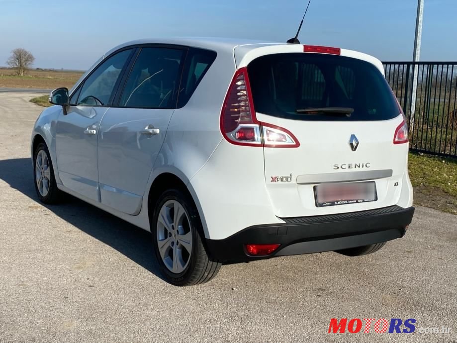2010' Renault Scenic 1,9 Dci photo #4