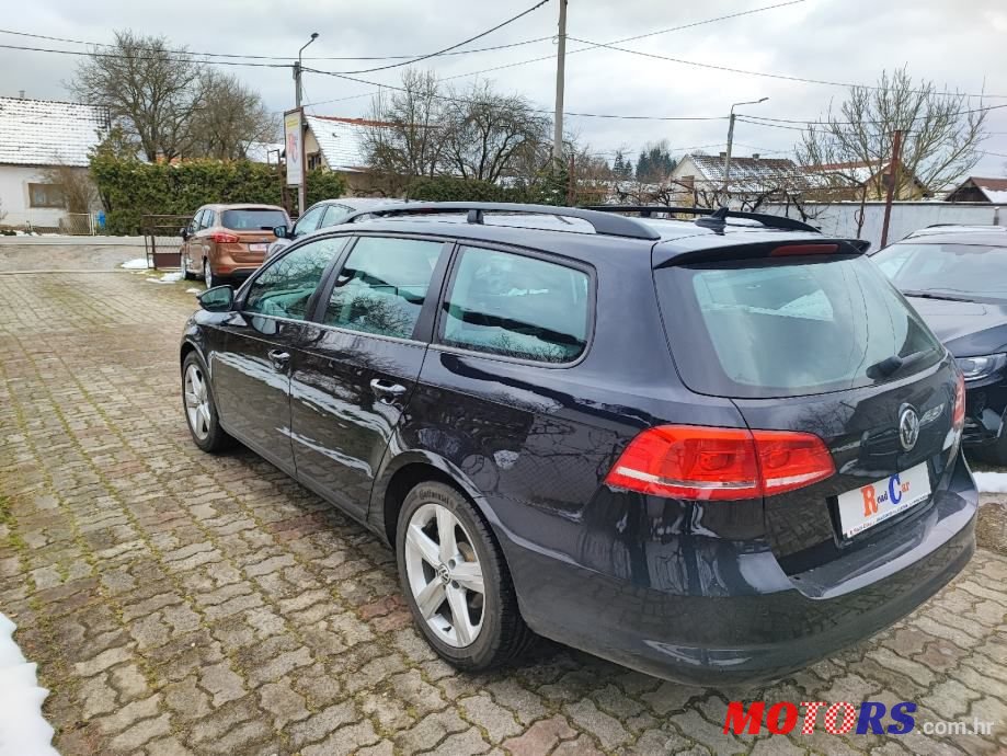 2012' Volkswagen Passat 2,0 Tdi Bmt photo #5