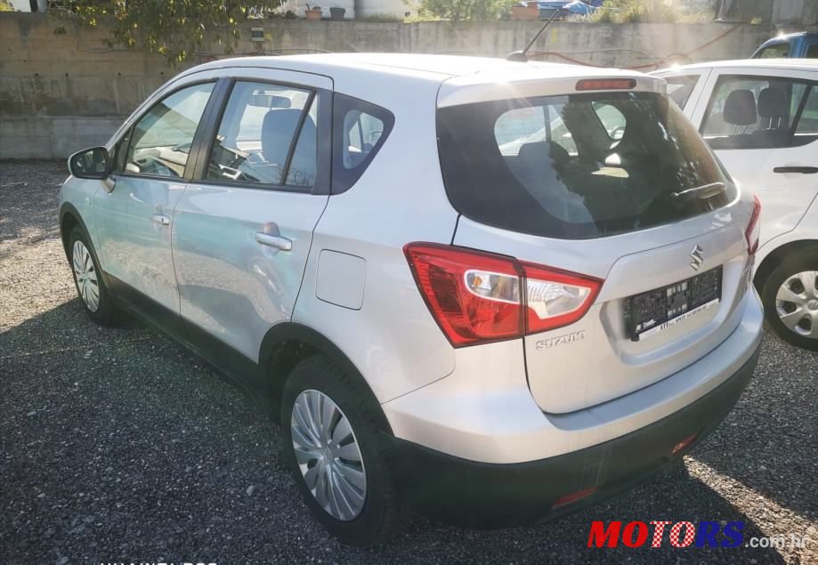 2016' Suzuki Sx4 S-Cross 1,6 photo #4