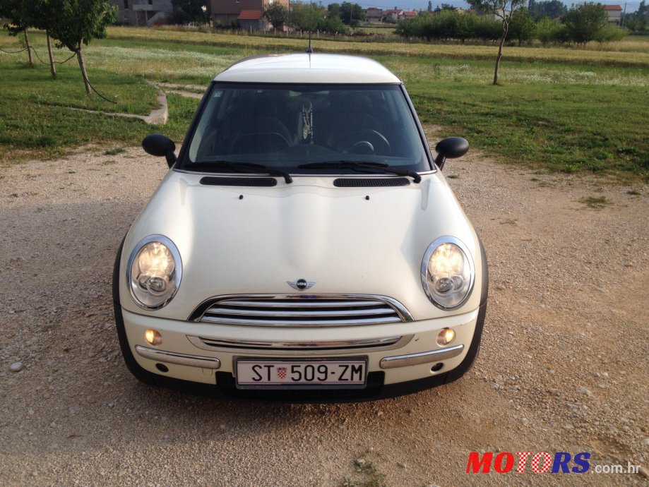 2005' MINI One photo #1