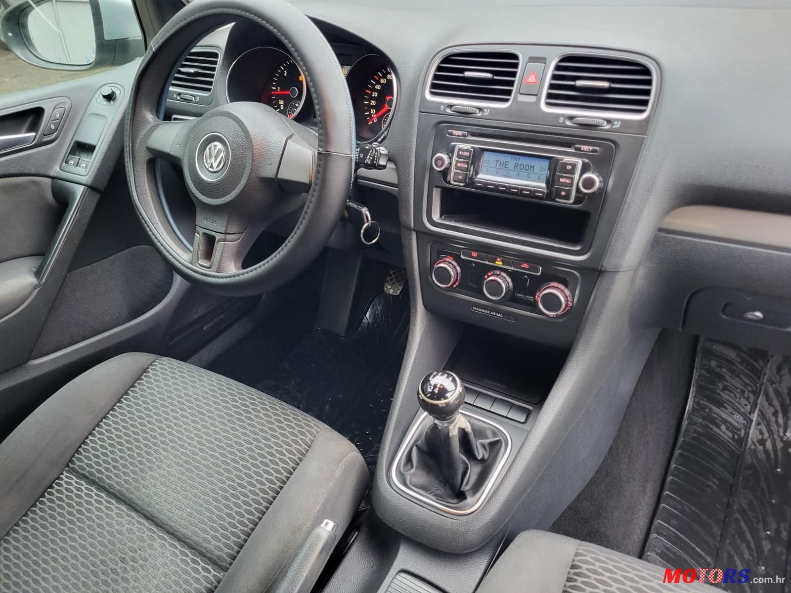 2009' Volkswagen Golf VI 2,0 Tdi photo #2