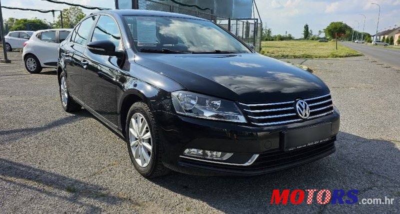 2014' Volkswagen Passat 1,6 Tdi Bmt photo #2