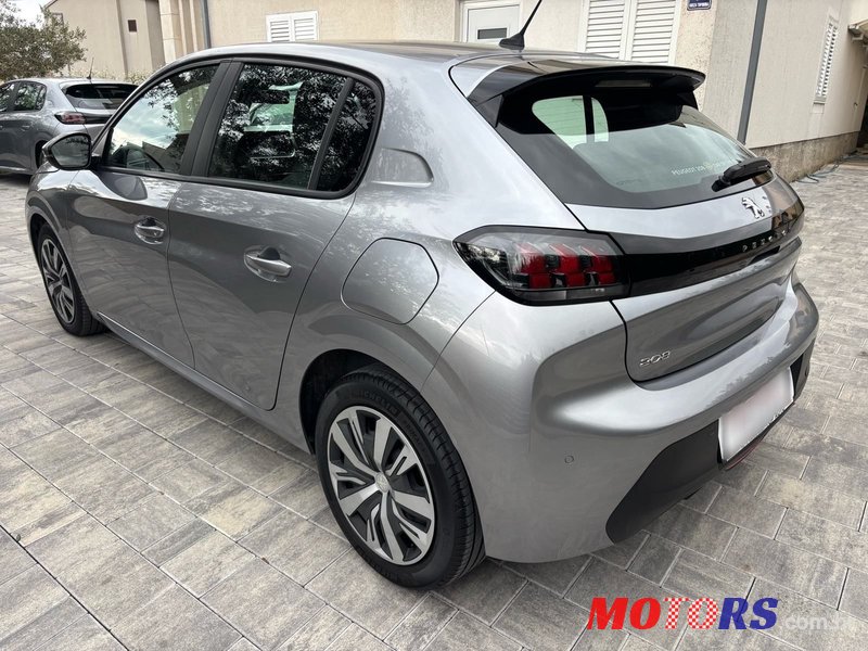 2020' Peugeot 208 1,2 Puretech photo #4