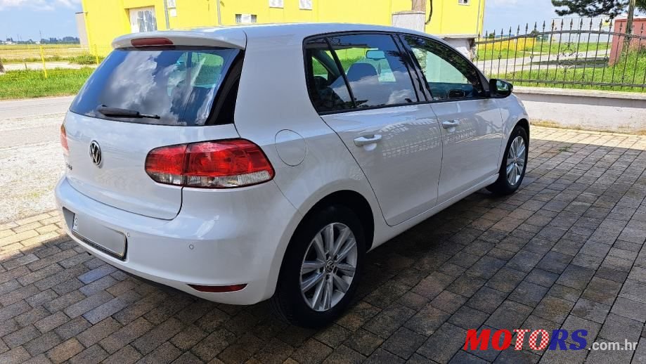 2011' Volkswagen Golf 6 1,6 Tdi photo #4