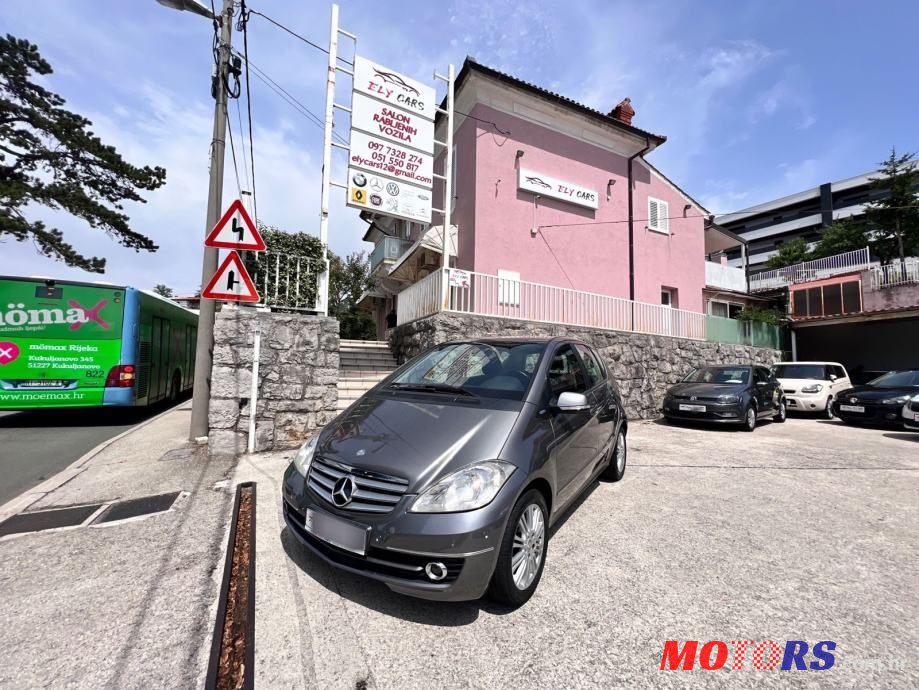 2010' Mercedes-Benz A-Klasa 160 photo #1