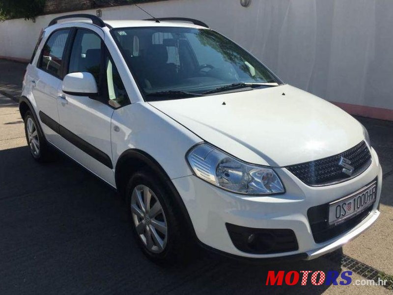 2012' Suzuki SX4 1,6 photo #1