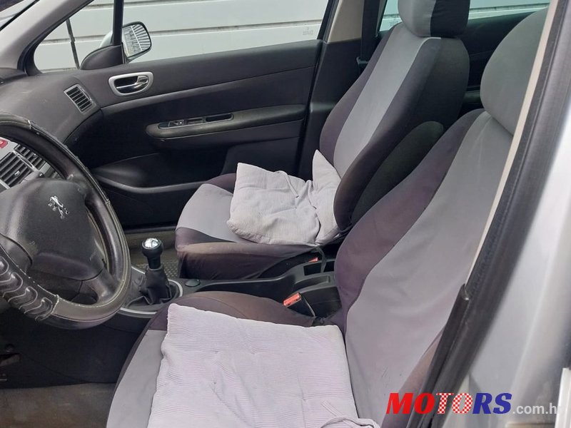 2003' Peugeot 307 Sw photo #5