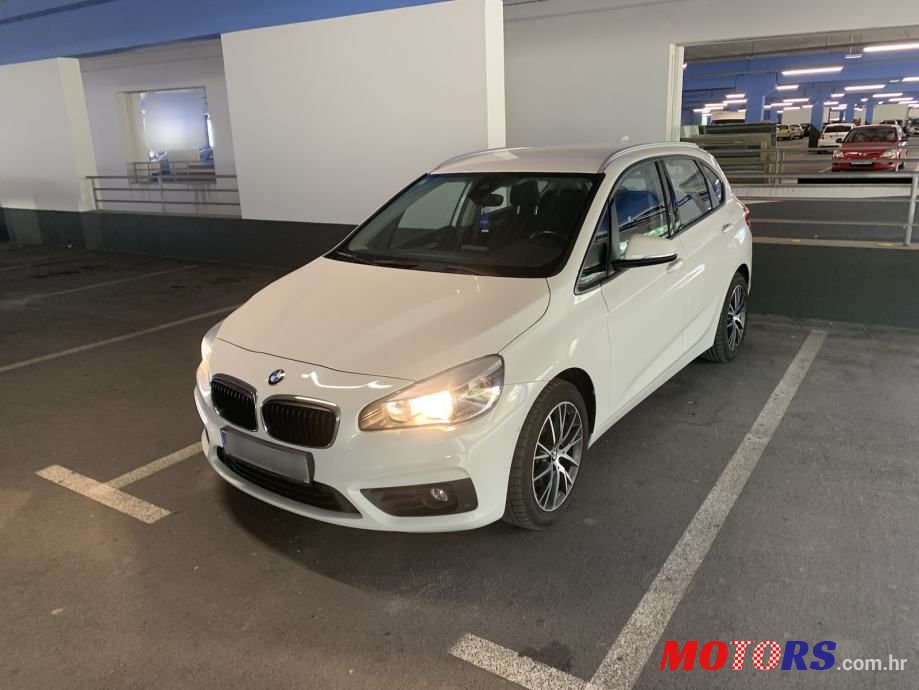 2015' BMW Serija 2 216D photo #1