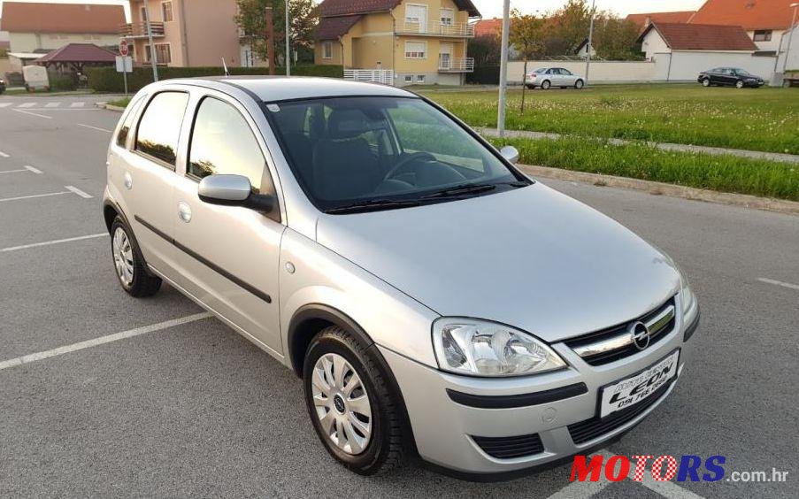 2005' Opel Corsa 1,3 Cdti photo #2