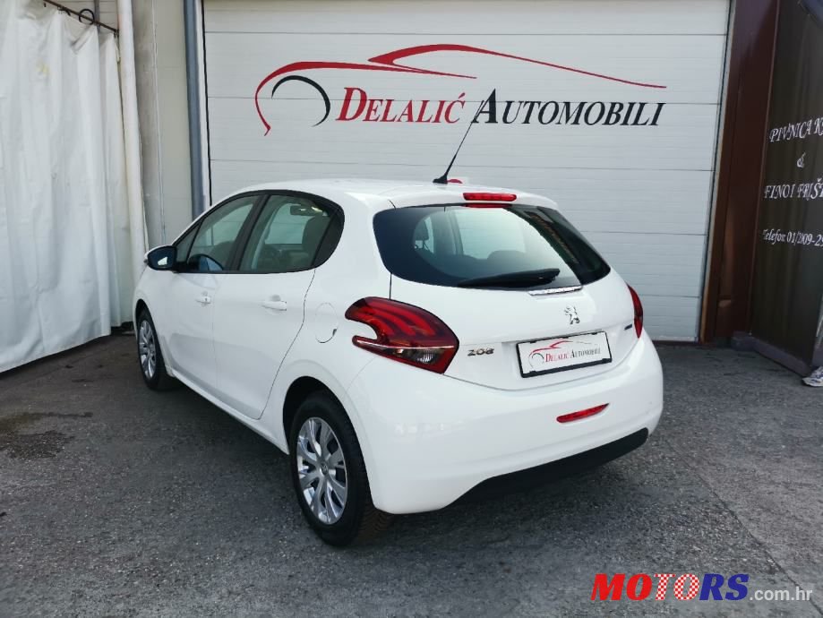 2016' Peugeot 208 photo #4